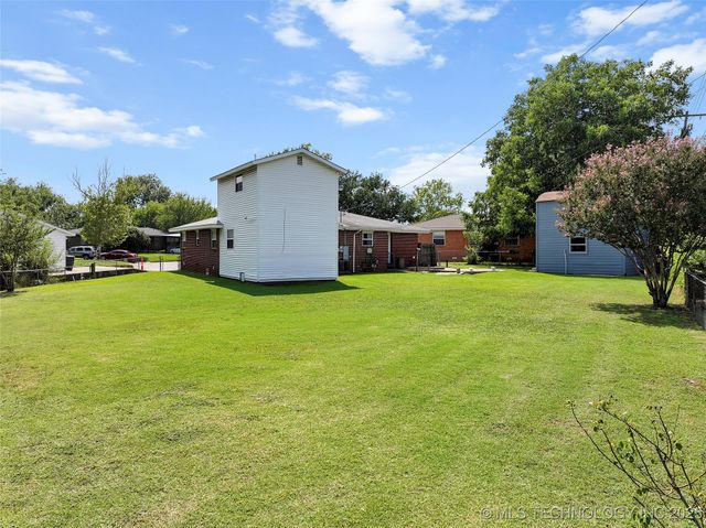 25 Hillcrest, Ardmore, OK 73401