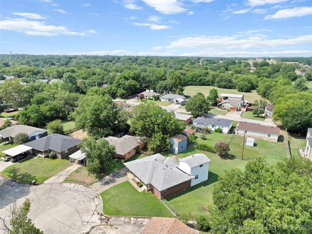 25 Hillcrest, Ardmore, OK 73401