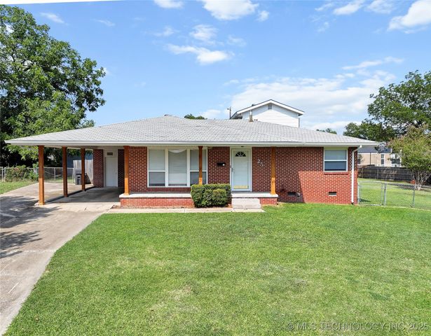 25 Hillcrest, Ardmore, OK 73401