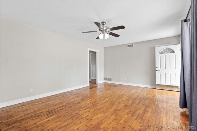 25 Hillcrest, Ardmore, OK 73401