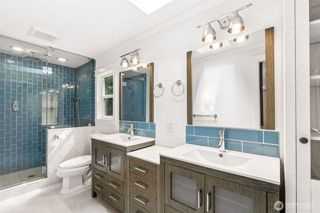 3040 273rd Avenue NE, Redmond, WA 98053