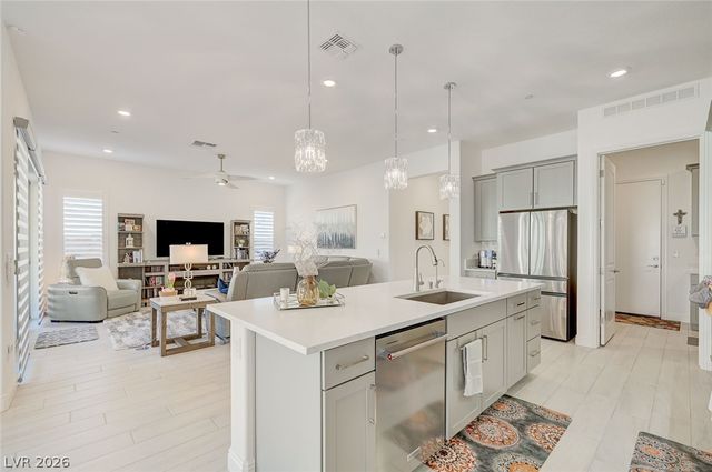 133 Mirage View Drive, Henderson, NV 89011