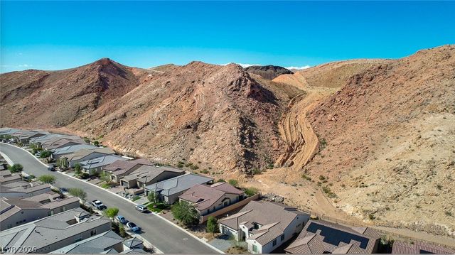 133 Mirage View Drive, Henderson, NV 89011