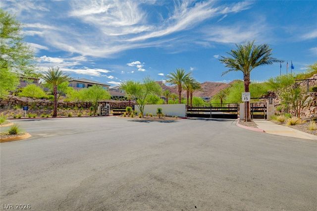 133 Mirage View Drive, Henderson, NV 89011