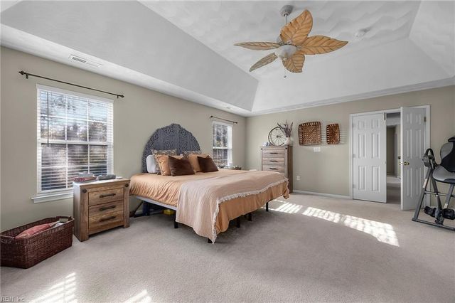 422 Berndale DR, Chesapeake, VA 23322