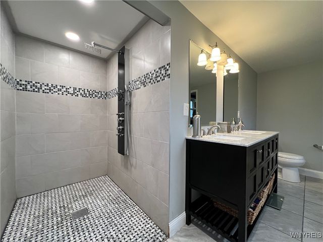 60 Waltham Avenue, Lancaster, NY 14086