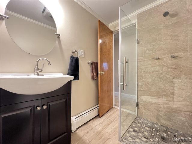 60 Waltham Avenue, Lancaster, NY 14086