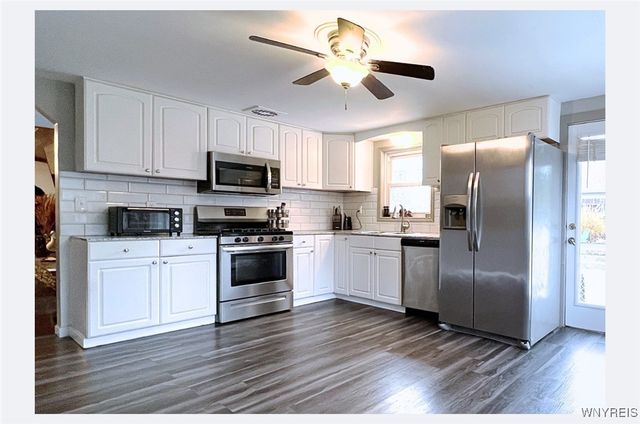 60 Waltham Avenue, Lancaster, NY 14086