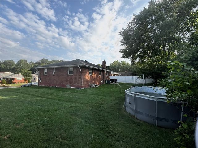 212 Scott St, Speers Boro, PA 15022