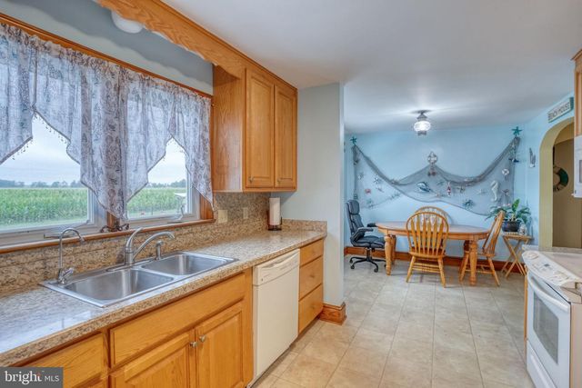 22441 CEDAR BEACH RD, Milford, DE 19963