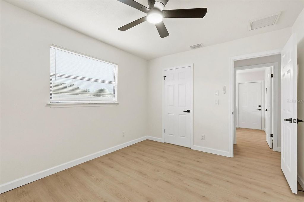 Image 25 of property listing at 60 DURHAM COURT, Palm Harbor, FL 34683