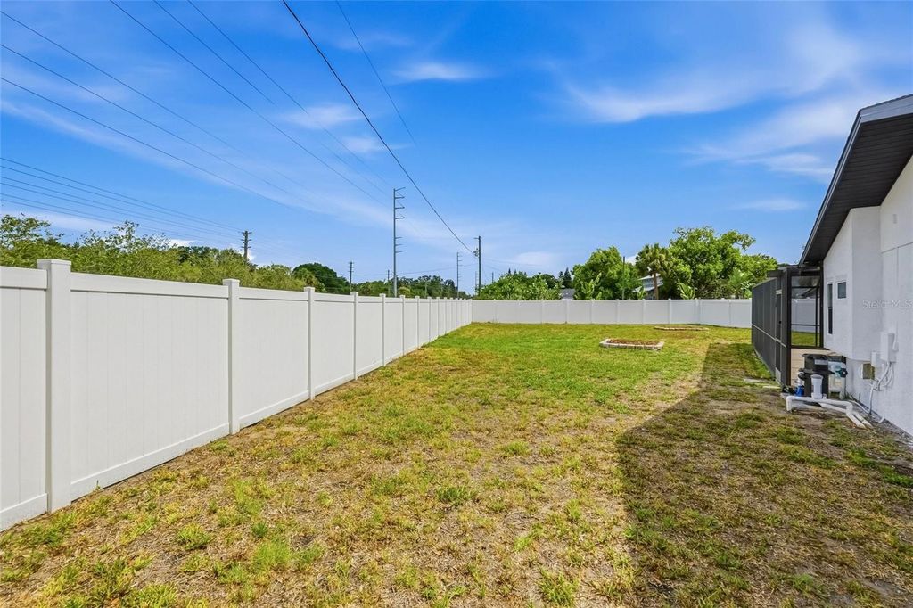 Image 33 of property listing at 60 DURHAM COURT, Palm Harbor, FL 34683