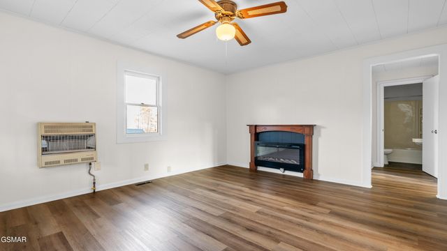 426 E 13th North Street, Morristown, TN 37814