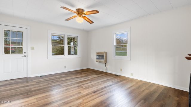 426 E 13th North Street, Morristown, TN 37814