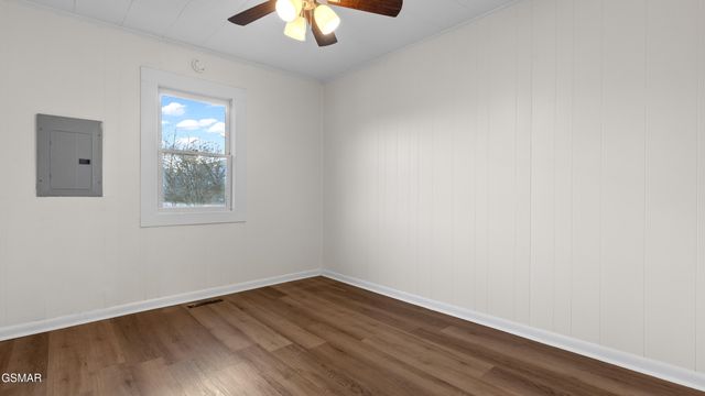 426 E 13th North Street, Morristown, TN 37814