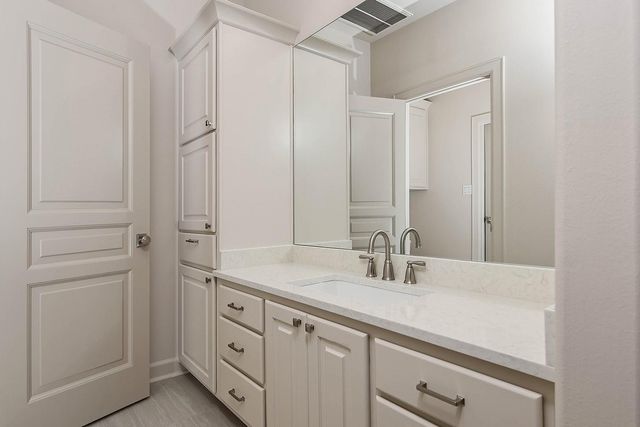74 Batesbrooke Court, The Woodlands, TX 77381