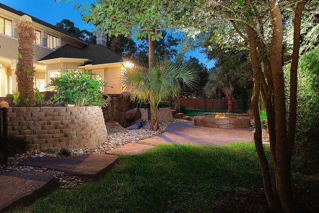 74 Batesbrooke Court, The Woodlands, TX 77381