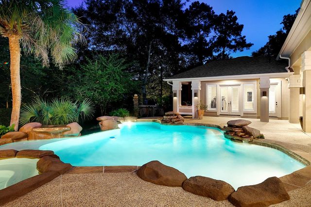 74 Batesbrooke Court, The Woodlands, TX 77381