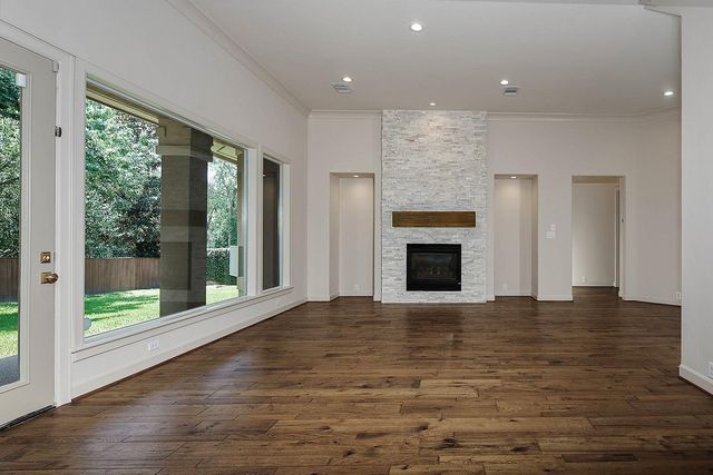 74 Batesbrooke Court, The Woodlands, TX 77381