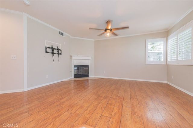 3420 New York, Corona, CA 92882