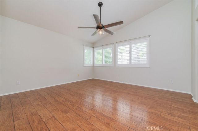 3420 New York, Corona, CA 92882