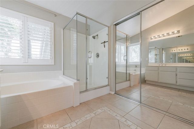 3420 New York, Corona, CA 92882