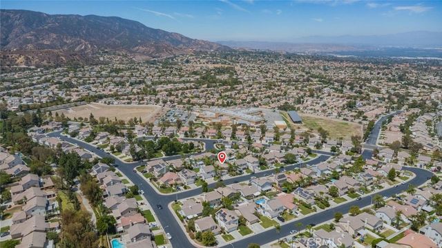 3420 New York, Corona, CA 92882