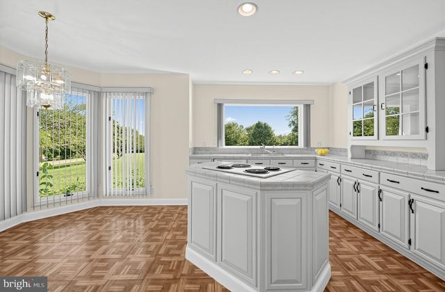 127 MONARCH CT, Martinsburg, WV 25403