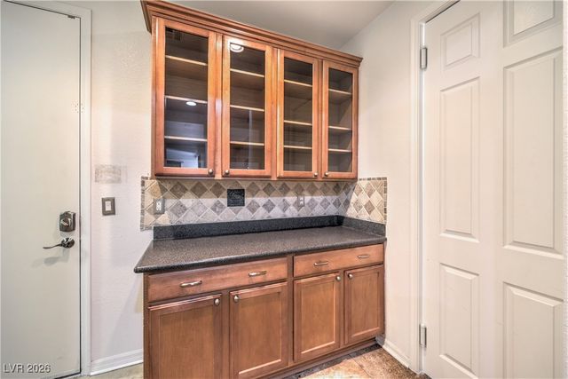 10227 Sunset Gardens Drive, Las Vegas, NV 89135