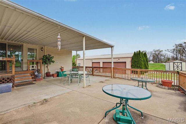 22376 S Stracks Church Road, Wright City, MO 63390
