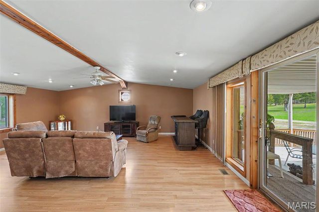 22376 S Stracks Church Road, Wright City, MO 63390