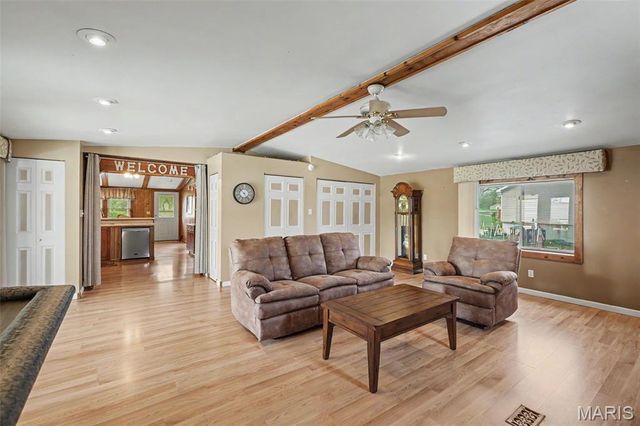 22376 S Stracks Church Road, Wright City, MO 63390