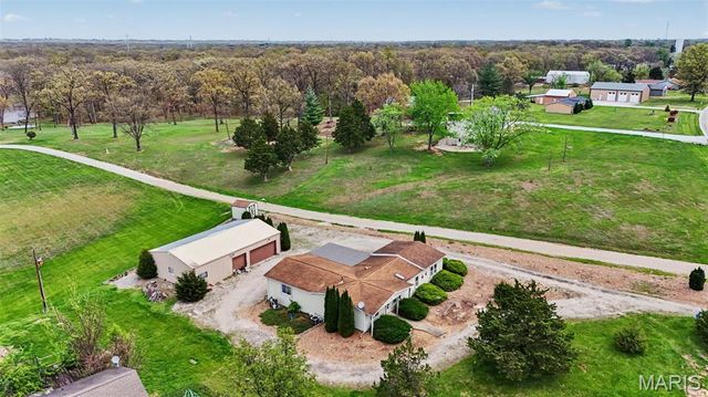 22376 S Stracks Church Road, Wright City, MO 63390
