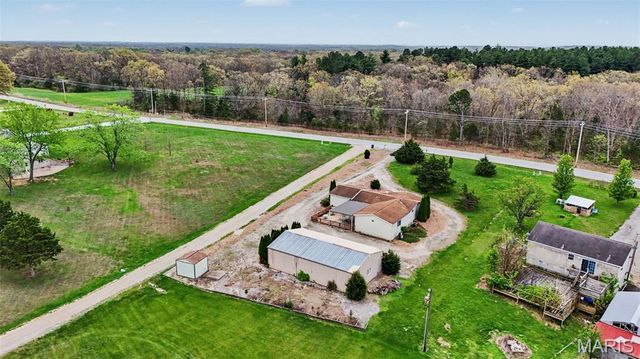 22376 S Stracks Church Road, Wright City, MO 63390