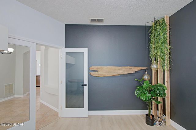 117 Gladesdown Court, Deland, FL 32724