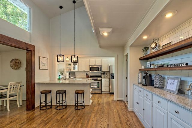 1056 Sky Hawk Mountain Drive, Hiawassee, GA 30546