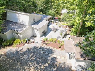 1056 Sky Hawk Mountain Drive, Hiawassee, GA 30546