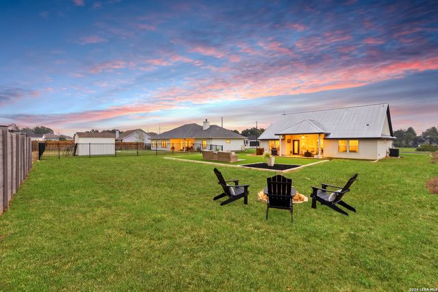 116 Hiram Cook, Blanco, TX 78606