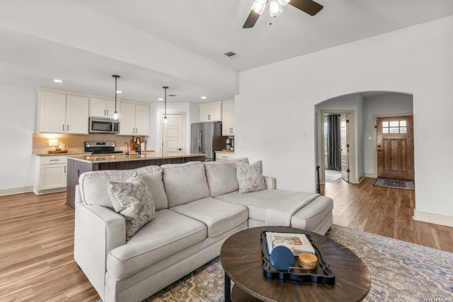 116 Hiram Cook, Blanco, TX 78606