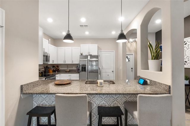 843 ROYAL EMPRESS DRIVE, Ruskin, FL 33570