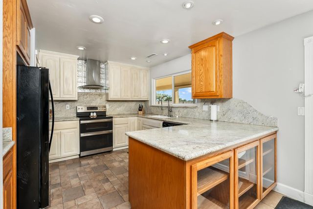 7884 Crystal Blvd, El Dorado, CA 95623