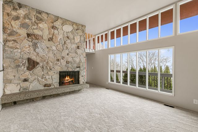 443 Conestoga Circle, Jacksonville, OR 97530