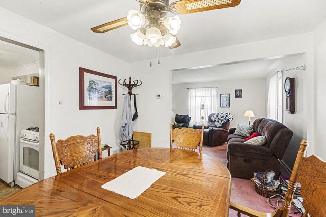 2959 RUMSON DR, Harrisburg, PA 17104