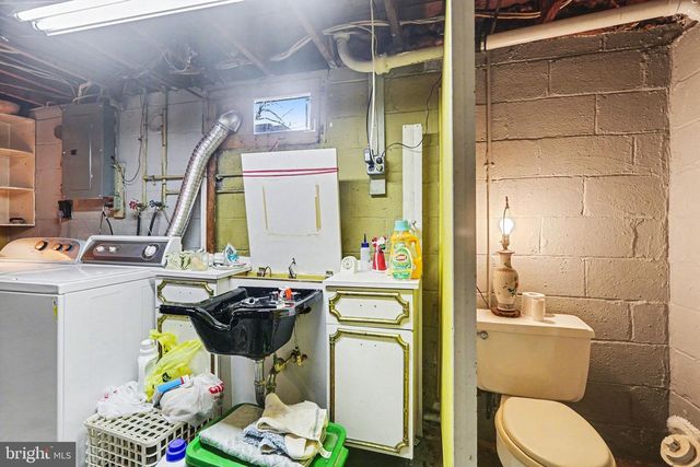 2959 RUMSON DR, Harrisburg, PA 17104