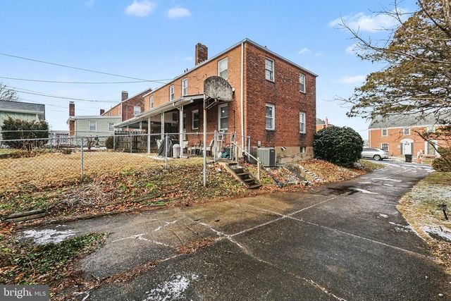 2959 RUMSON DR, Harrisburg, PA 17104