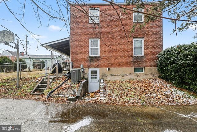 2959 RUMSON DR, Harrisburg, PA 17104