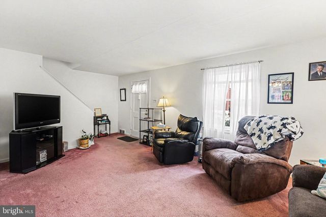 2959 RUMSON DR, Harrisburg, PA 17104