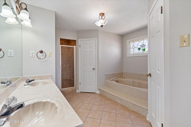 4100 Redwood Drive, Olive Branch, MS 38654