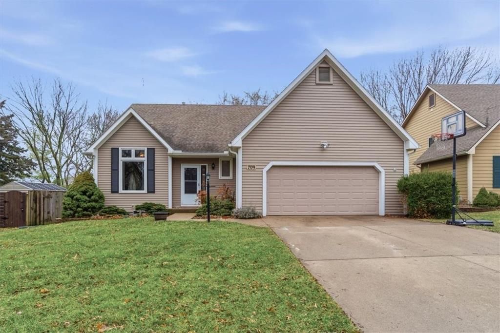 709 Joseph Drive, Lawrence, KS 66049