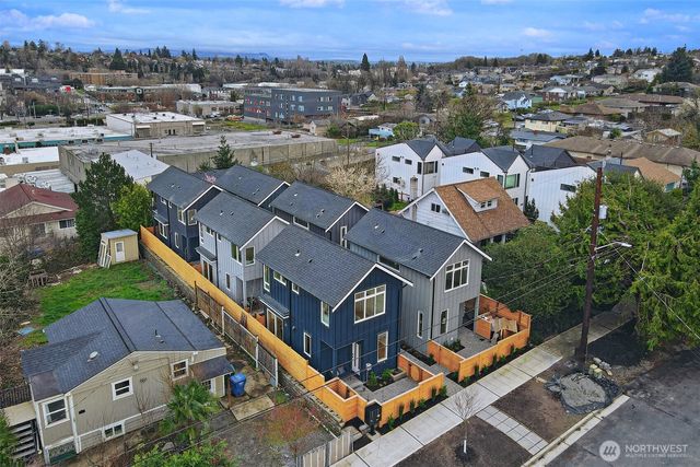 2006 B 19th Avenue S, Seattle, WA 98144